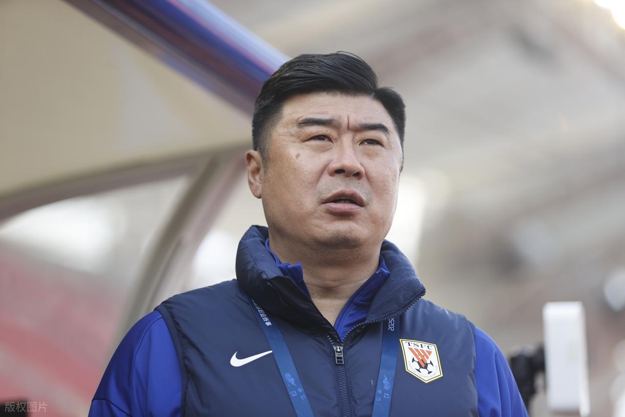 问鼎娱乐下载-7大本土主帅实力排行，1人或带队夺冠，2人或带队降级，谁先下课